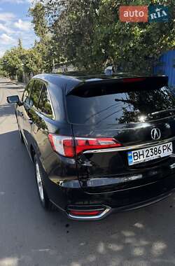 Позашляховик / Кросовер Acura RDX 2017 в 