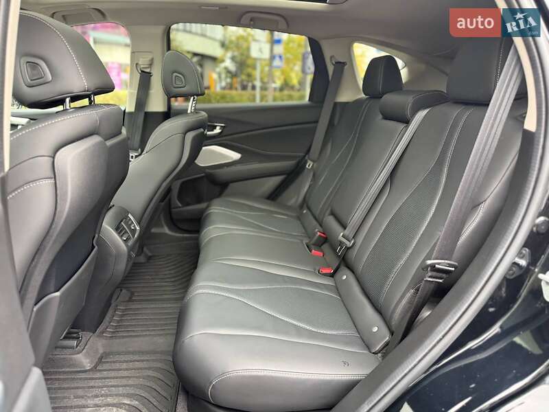 Позашляховик / Кросовер Acura RDX 2024 в Києві