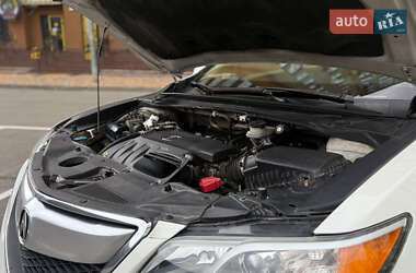 Позашляховик / Кросовер Acura RDX 2012 в 