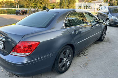 Седан Acura RL 2004 в Львове