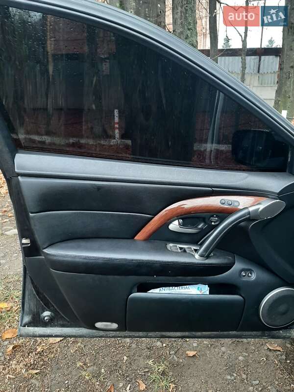 Седан Acura RL 2005 в Надворной