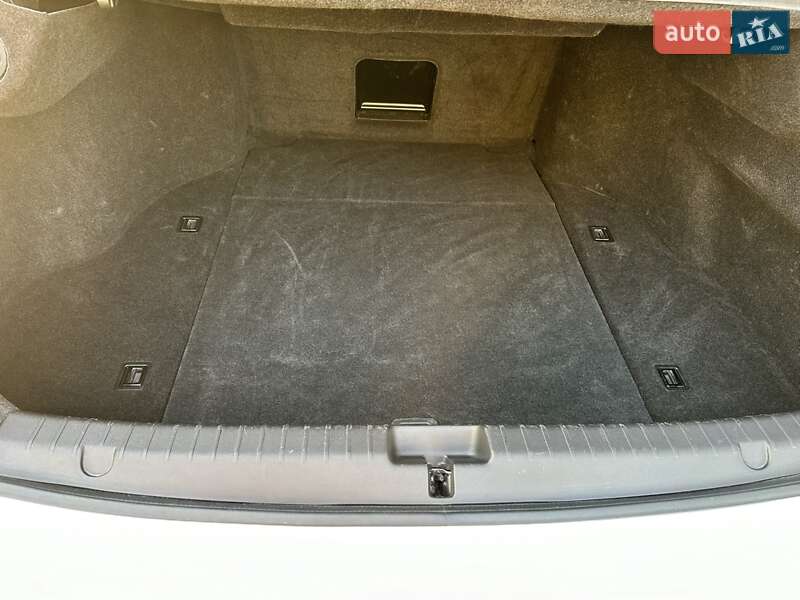 Седан Acura RLX 2016 в Києві