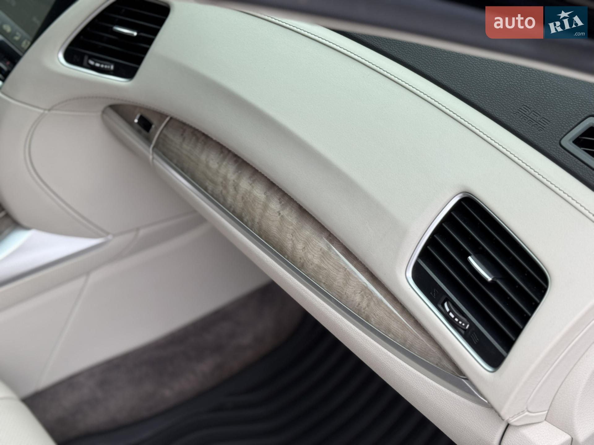 2018 Acura RLX - мініатюра 27