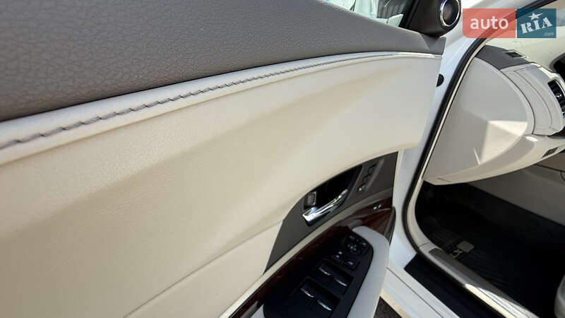Седан Acura RLX 2015 в Ровно