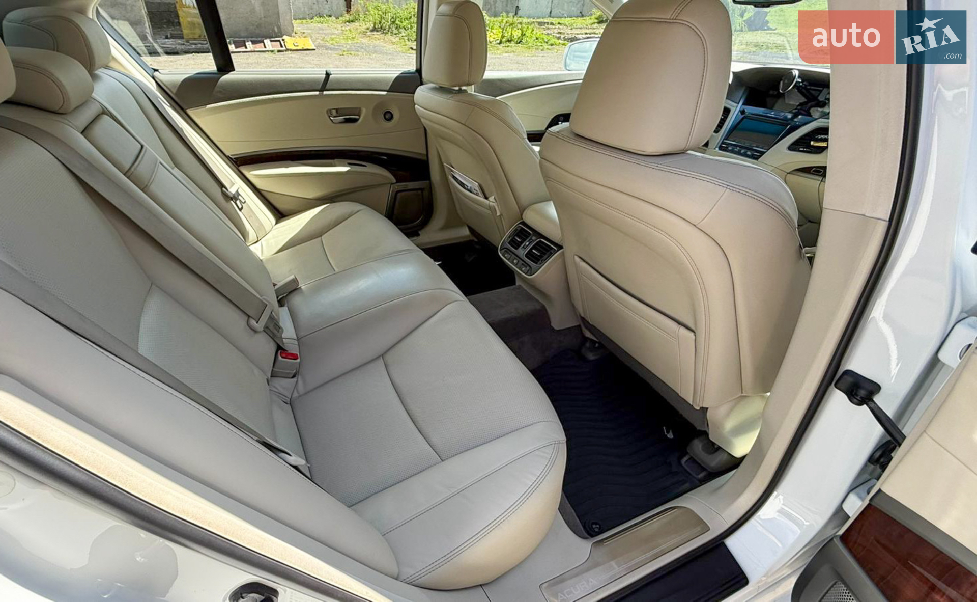 2015 Acura RLX - мініатюра 15