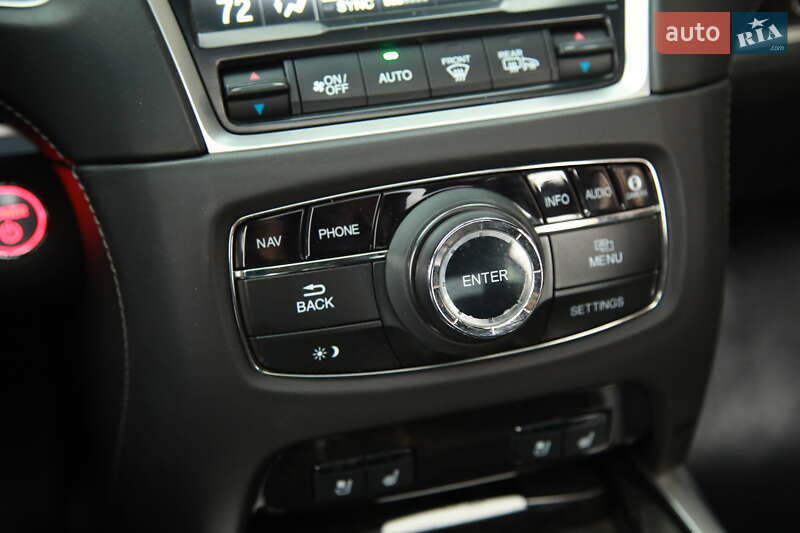 Седан Acura RLX 2017 в Харкові