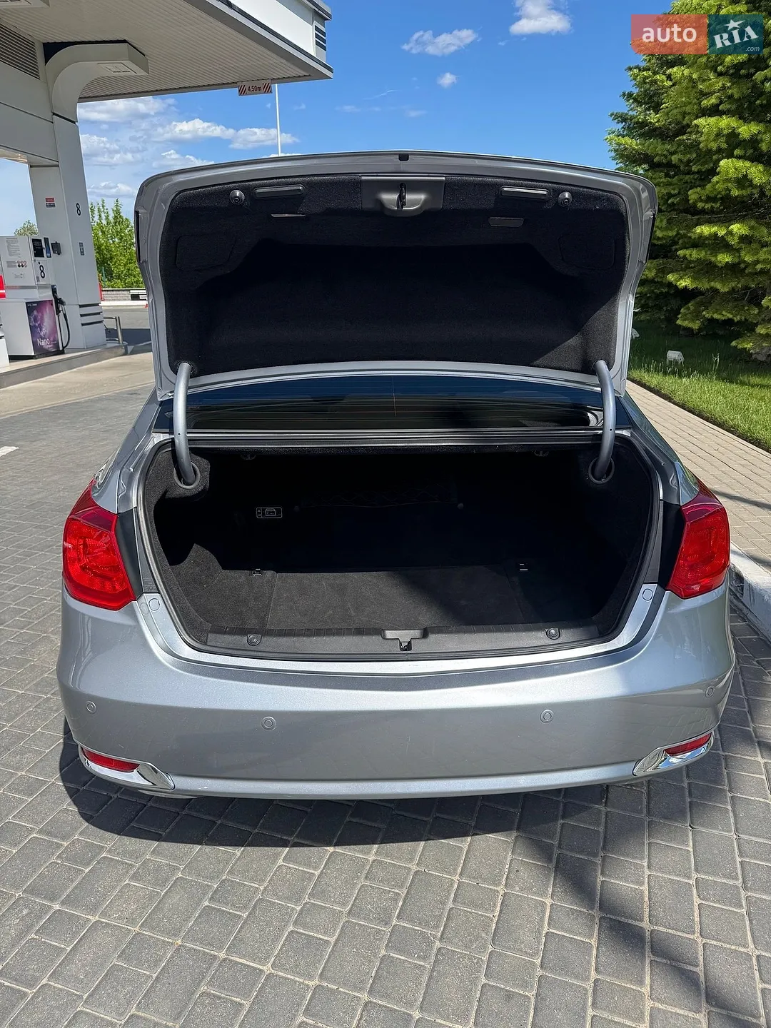 2016 Acura RLX - мініатюра 23