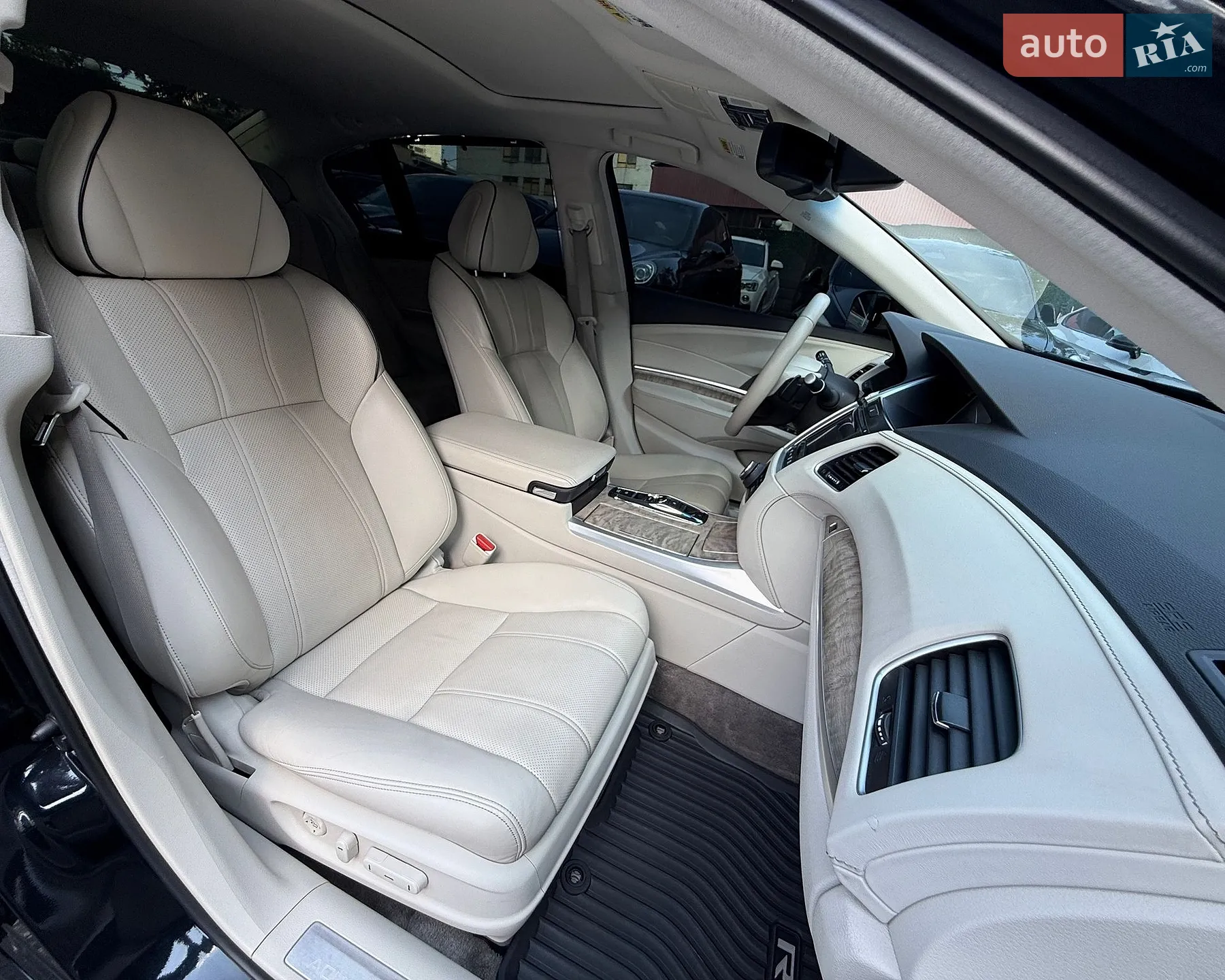 2018 Acura RLX - мініатюра 18
