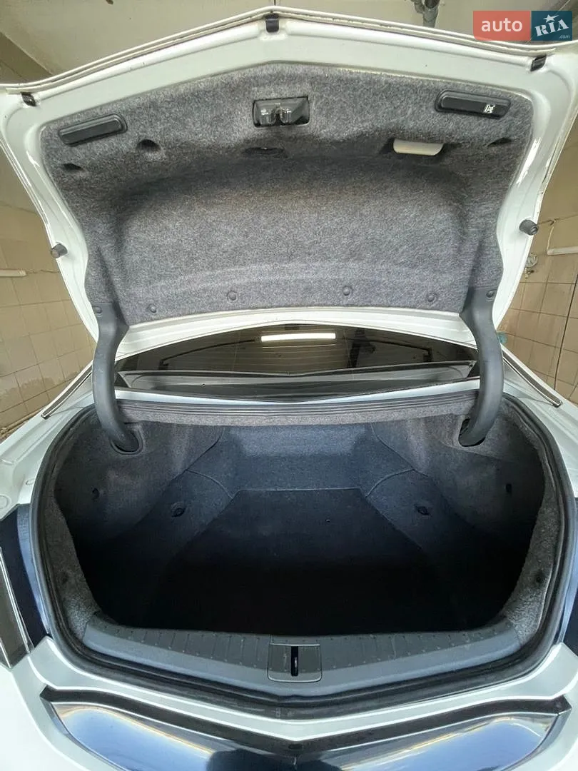 2010 Acura TL - мініатюра 12