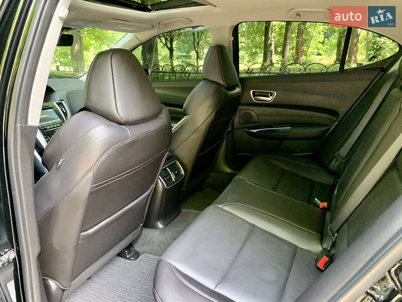 Седан Acura TLX 2017 в Киеве