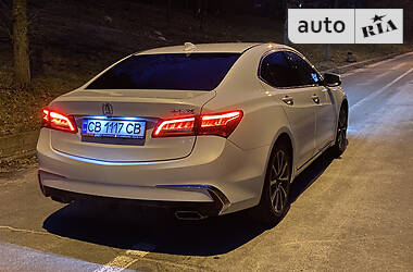 Седан Acura TLX 2018 в Киеве