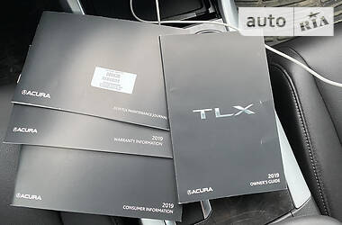 Седан Acura TLX 2018 в Киеве