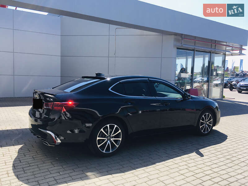 Седан Acura TLX 2018 в Львове