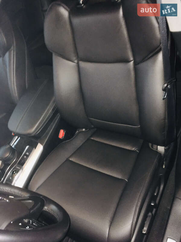 Седан Acura TLX 2018 в Львове