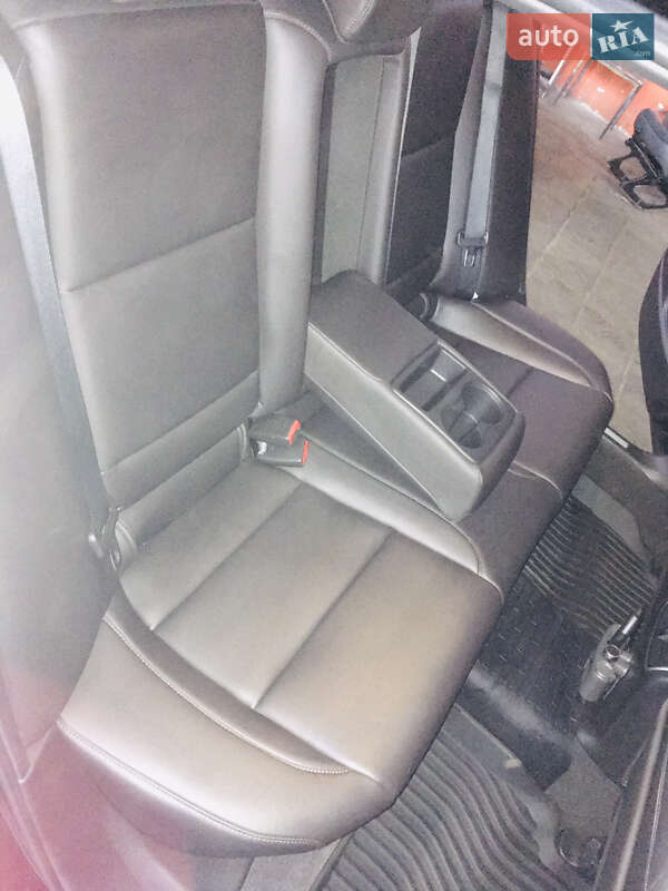 Седан Acura TLX 2018 в Львове