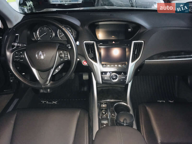 Седан Acura TLX 2018 в Львове