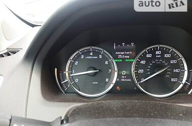 Седан Acura TLX 2017 в Вишневом