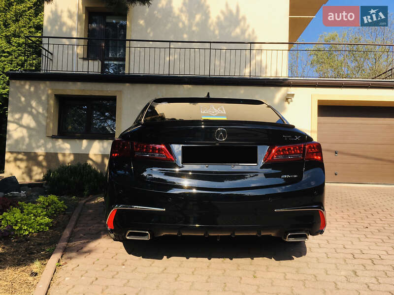 Седан Acura TLX 2018 в Львове