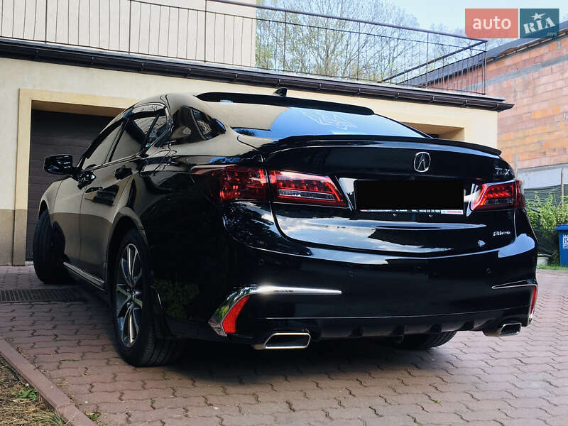 Седан Acura TLX 2018 в Львове