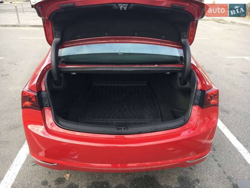Седан Acura TLX 2016 в Киеве