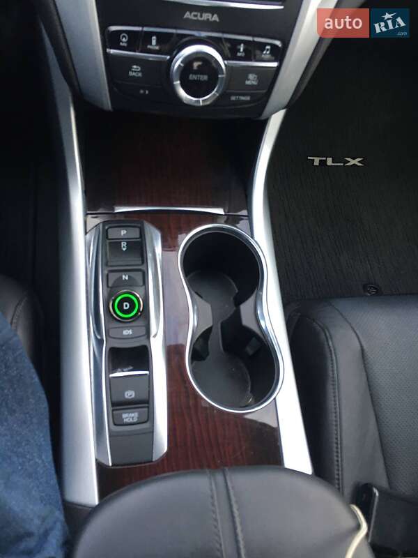 Седан Acura TLX 2016 в Киеве