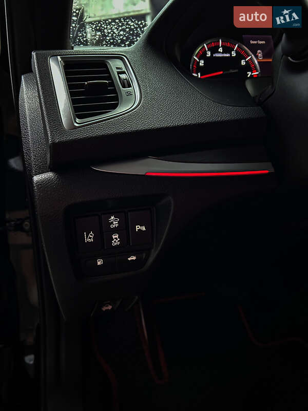 Седан Acura TLX 2018 в Днепре