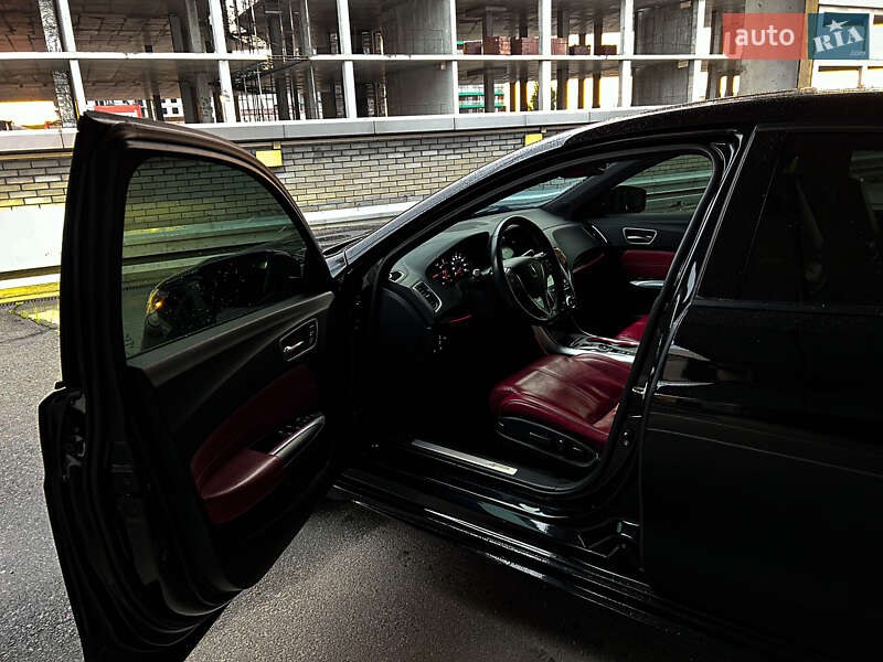 Седан Acura TLX 2018 в Днепре