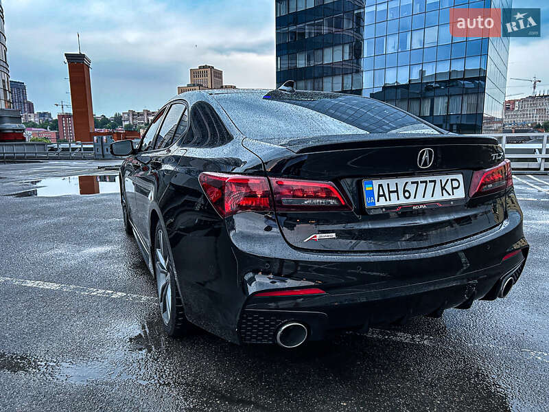 Седан Acura TLX 2018 в Днепре