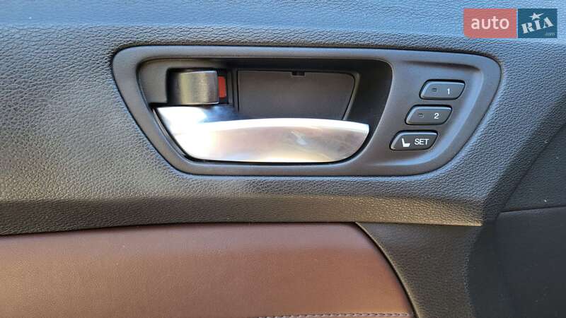 Седан Acura TLX 2017 в Одесі