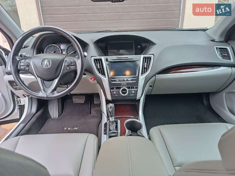 Седан Acura TLX 2016 в Чернигове
