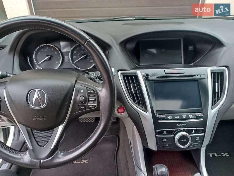 Седан Acura TLX 2016 в Чернигове