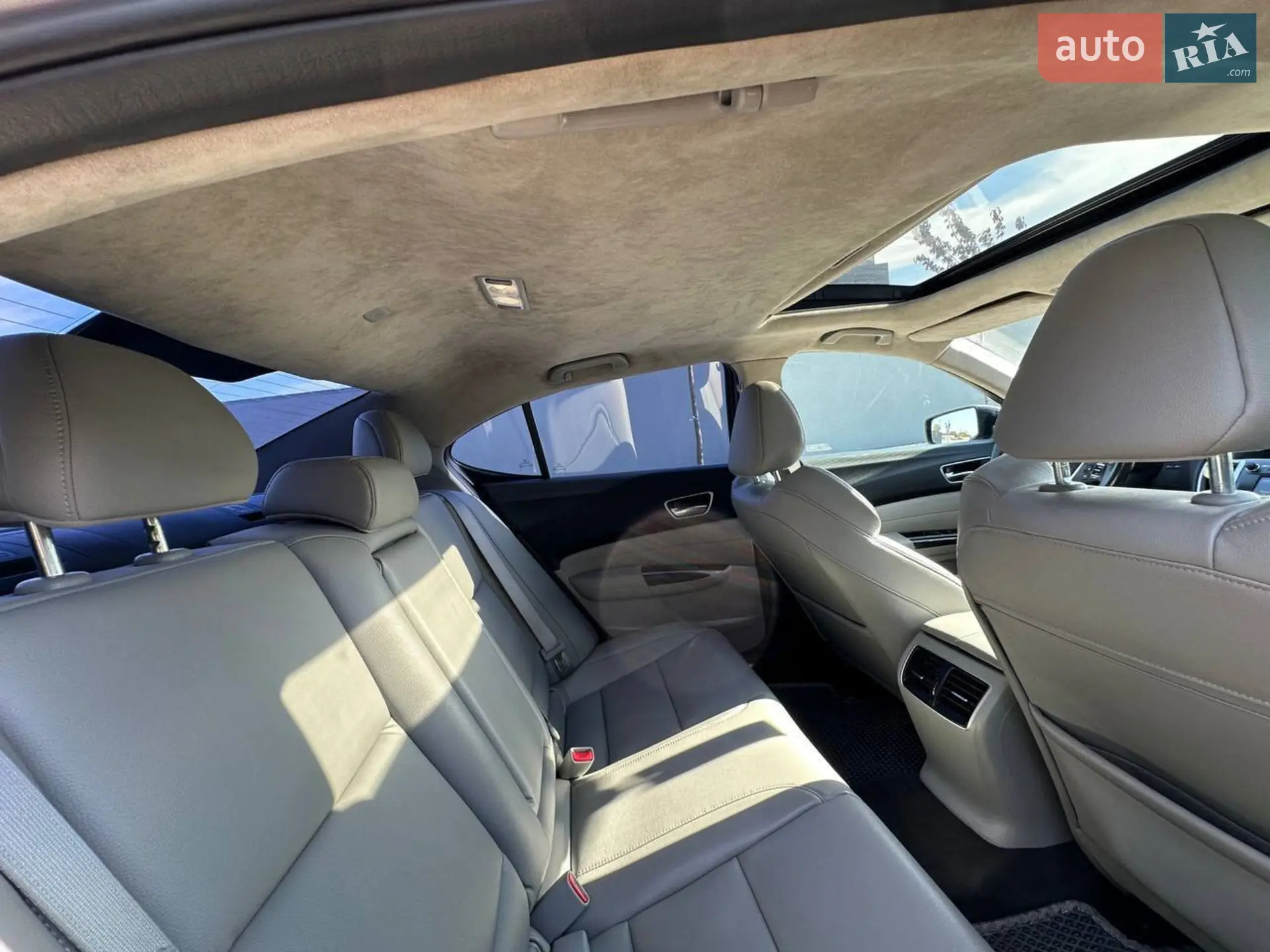 2018 Acura TLX - мініатюра 32