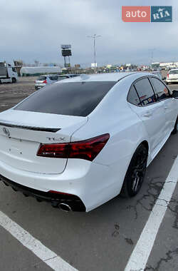 Седан Acura TLX 2018 в 