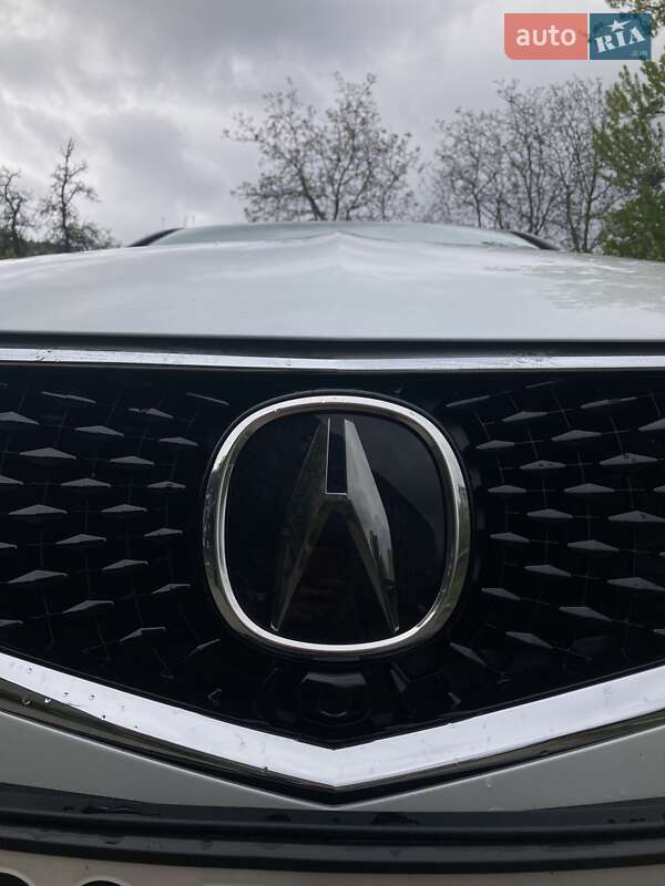 Седан Acura TLX 2018 в Львове