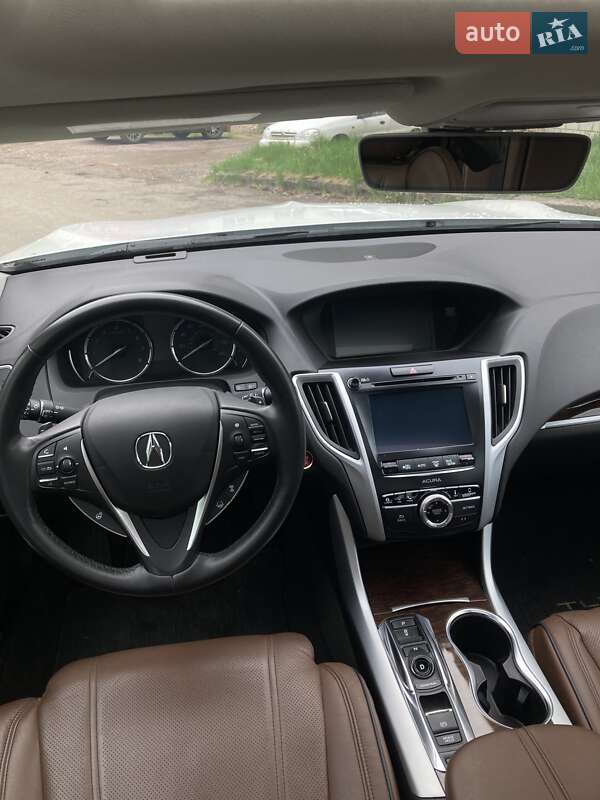 Седан Acura TLX 2018 в Львове