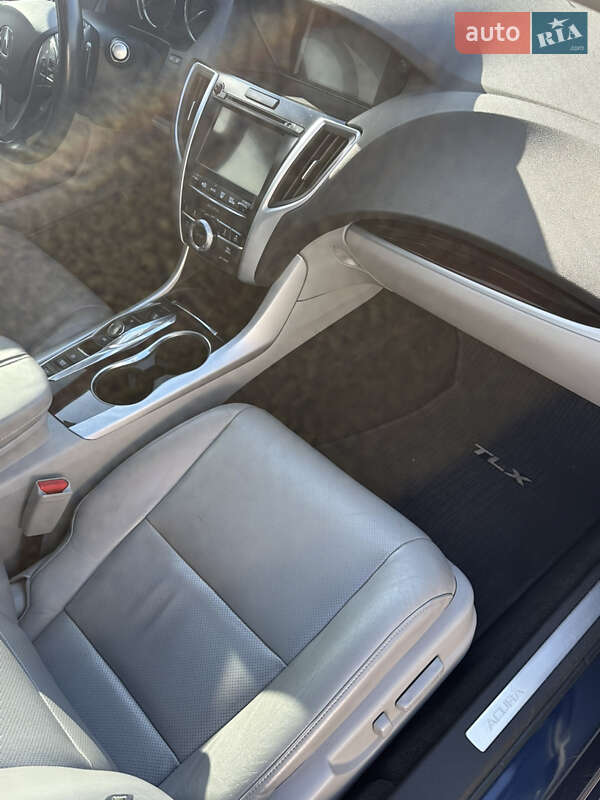Седан Acura TLX 2016 в Киеве