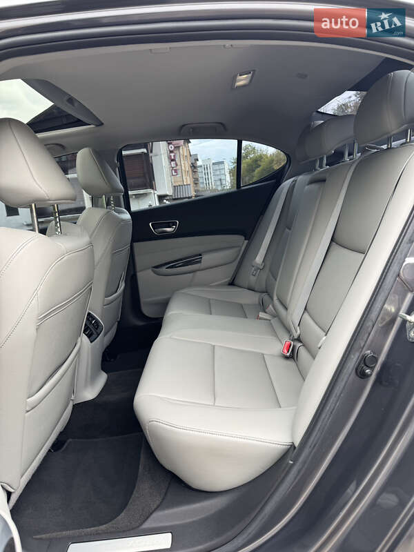 Седан Acura TLX 2018 в Тернополі