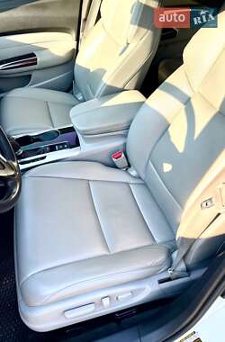 Седан Acura TLX 2015 в 