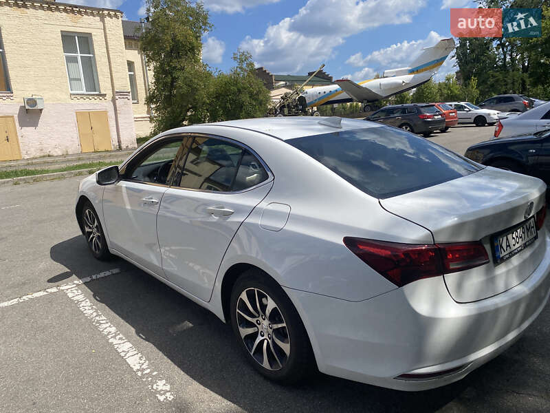 Седан Acura TLX 2015 в Киеве