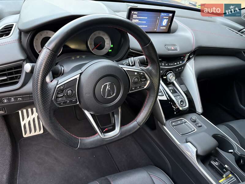 Седан Acura TLX 2022 в Яворове