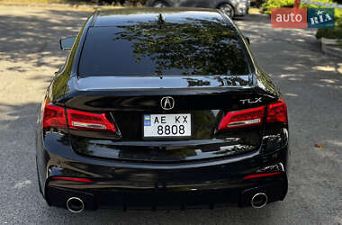 Седан Acura TLX 2018 в 