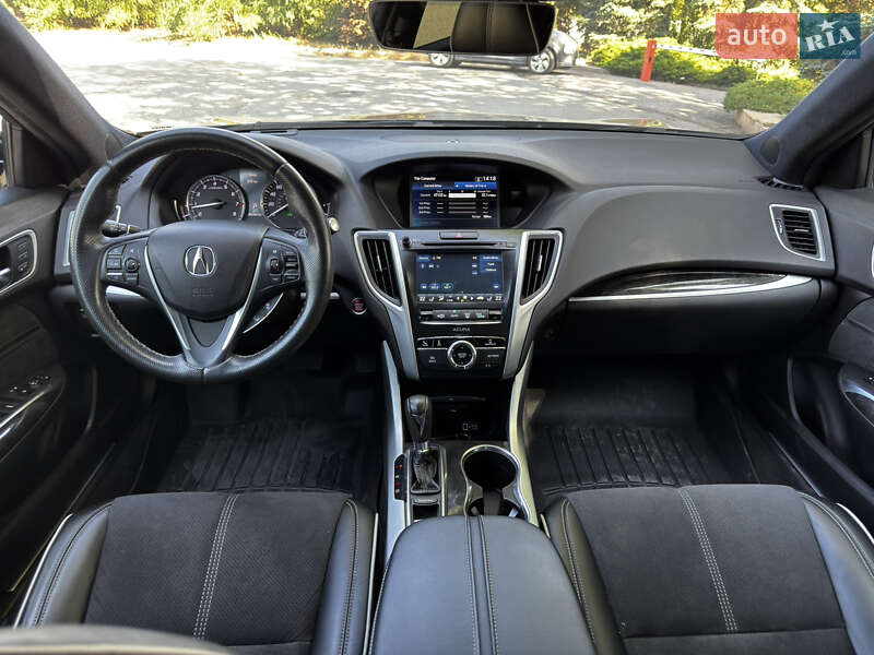 Седан Acura TLX 2018 в Днепре
