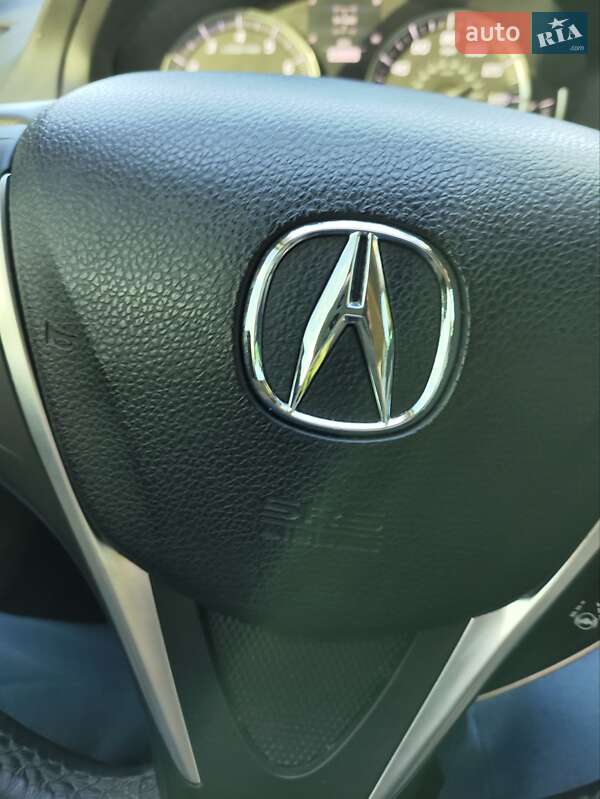 Седан Acura TLX 2015 в Брусилове