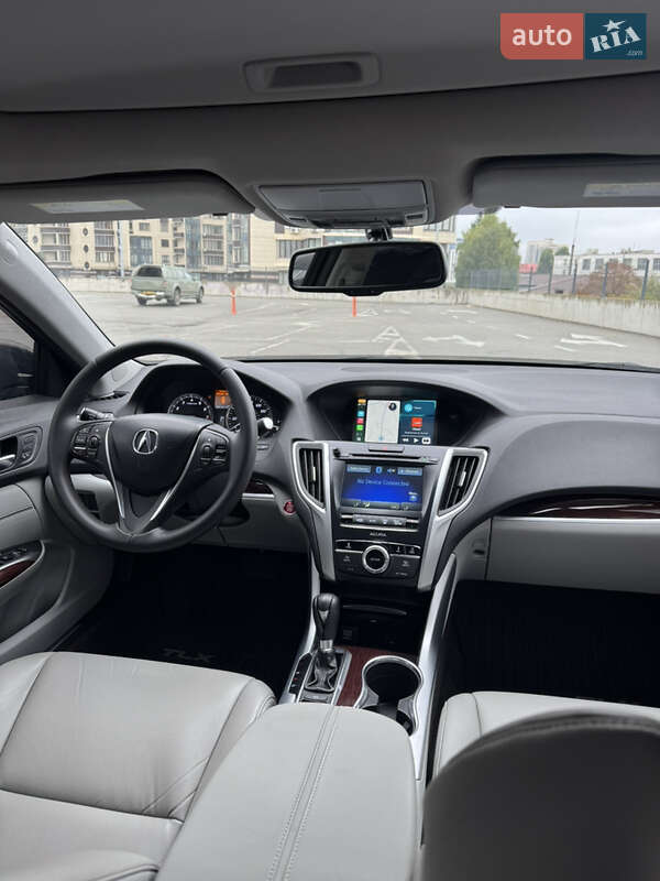 Седан Acura TLX 2017 в Киеве