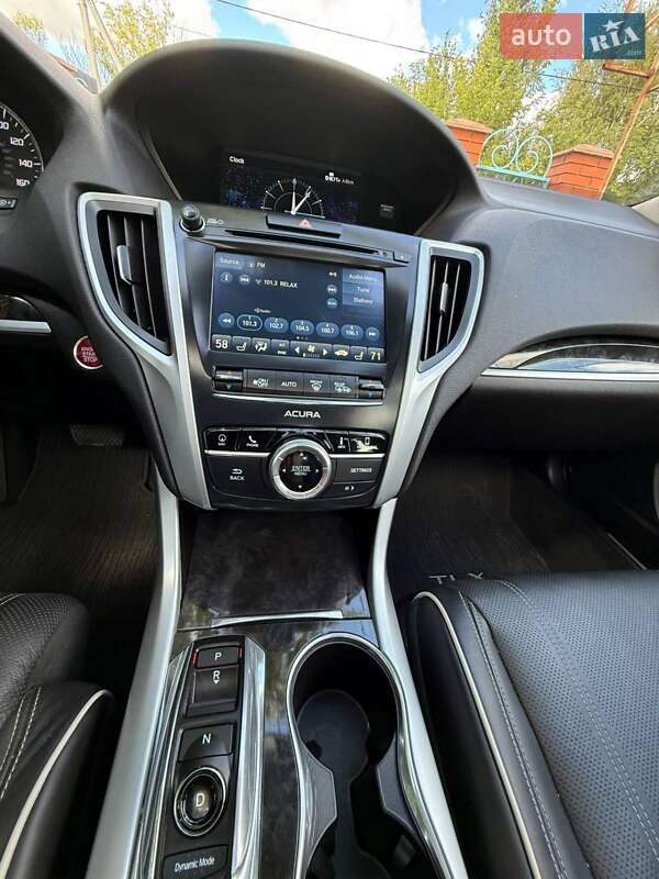 Седан Acura TLX 2017 в Киеве