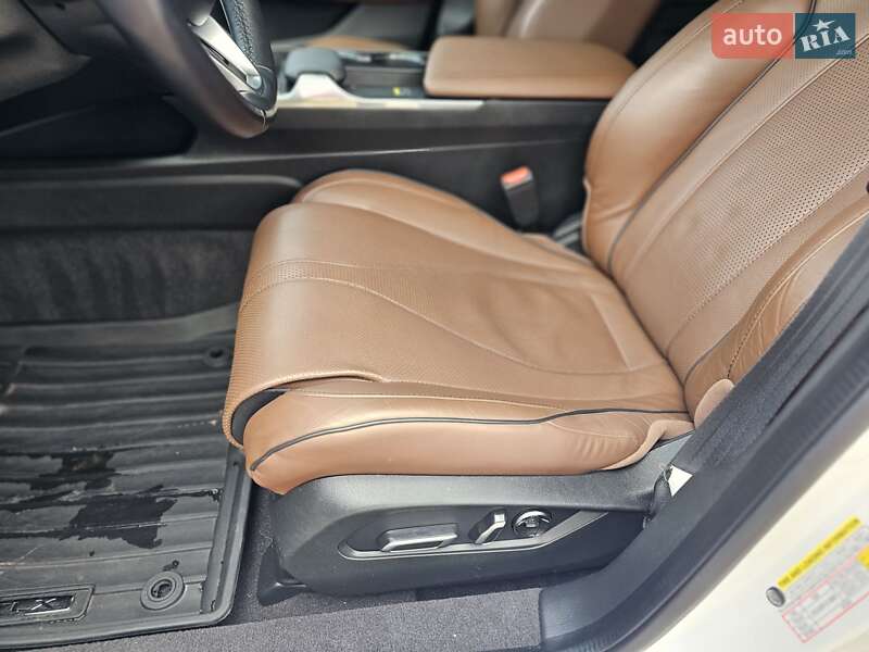 Седан Acura TLX 2021 в Трускавце