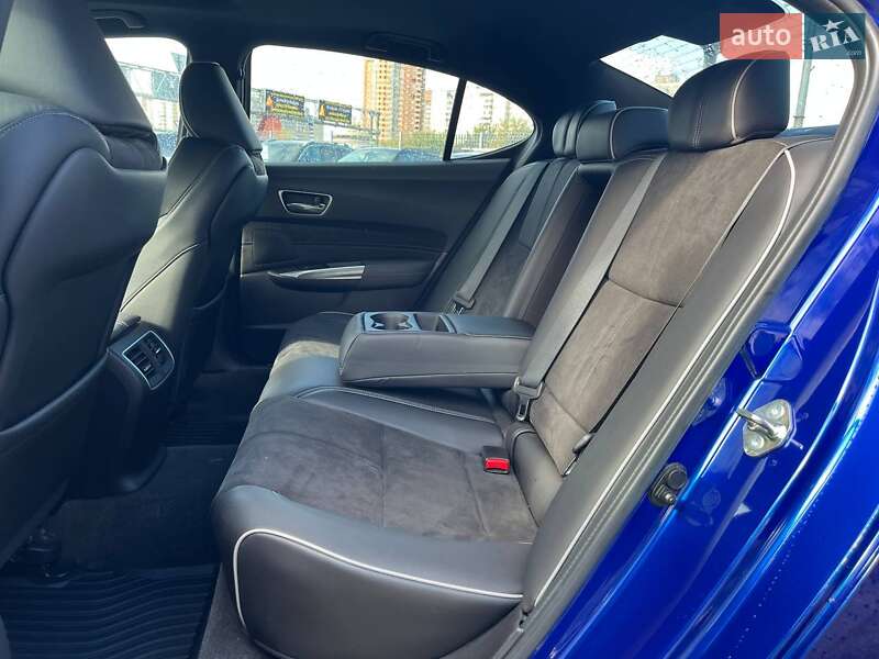 Седан Acura TLX 2018 в Києві