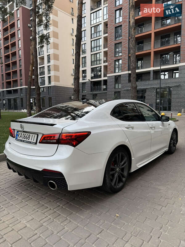Седан Acura TLX 2017 в Броварах