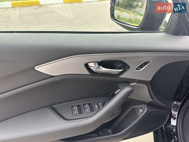 Седан Acura TLX 2022 в Києві