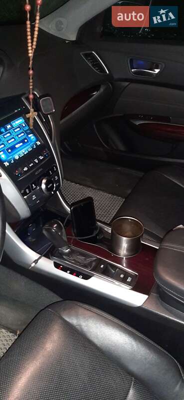 Седан Acura TLX 2016 в Львові